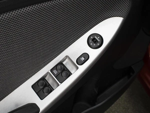 Седан Hyundai Solaris 2012 года, 680000 рублей, Омск