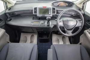 Минивэн Honda Freed 2008 года, 999000 рублей, Барнаул