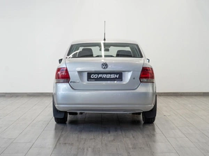 Седан Volkswagen Polo 2012 года, 699000 рублей, Саратов
