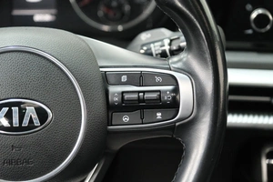 Седан Kia K5 2020 года, 2899000 рублей, Омск