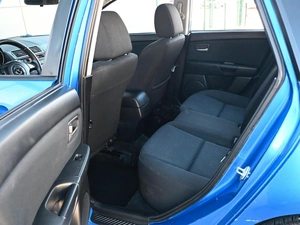Хетчбэк Mazda 3 2005 года, 629000 рублей, Кирилловка