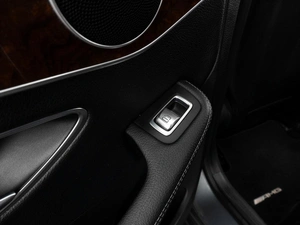 Седан Mercedes-benz C-класс 2017 года, 2499000 рублей, Тюмень