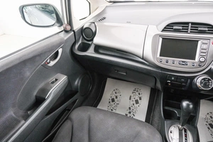 Хетчбэк Honda Fit 2012 года, 749000 рублей, Красноярск