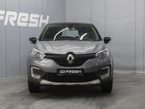 Внедорожник Renault Kaptur 2018 года, 1500000 рублей, Омск