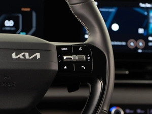 Минивэн Kia Carnival 2025 года, 5698999 рублей, Москва