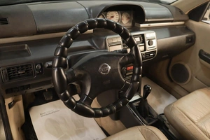 Внедорожник Nissan X-Trail 2003 года, 529000 рублей, Челябинск