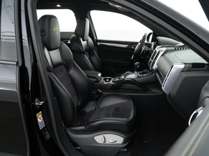 Внедорожник Porsche Cayenne GTS 2012 года, 3069999 рублей, Москва