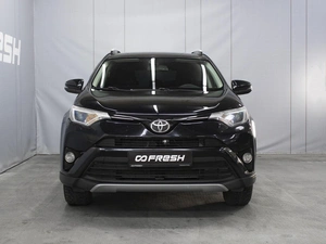 Внедорожник Toyota RAV4 2017 года, 2440000 рублей, Омск