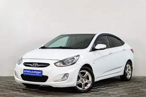 Седан Hyundai Solaris 2013 года, 769000 рублей, Сургут