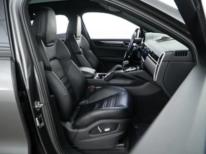 Внедорожник Porsche Cayenne Coupe 2020 года, 8023444 рублей, Москва