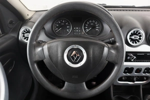 Седан Renault Logan 2013 года, 349000 рублей, Пермь