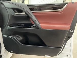 Внедорожник Lexus LX 2016 года, 6597000 рублей, Солонцы