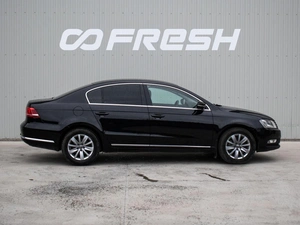 Седан Volkswagen Passat 2011 года, 1065000 рублей, Краснодар