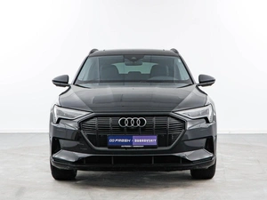Внедорожник Audi e-tron 2020 года, 4357077 рублей, Москва