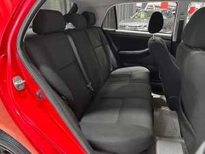 Хетчбэк Toyota Corolla 2006 года, 637000 рублей, Красноярск