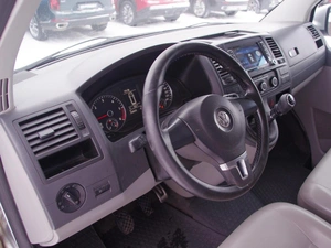 Фургон Volkswagen Transporter 2011 года, 1650000 рублей, Владимир