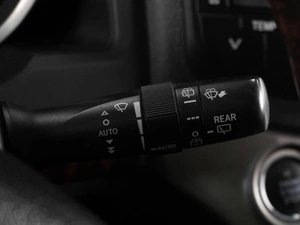 Внедорожник Toyota Land Cruiser 2011 года, 3325000 рублей, Тюмень