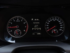 Седан Kia K5 2020 года, 2999000 рублей, Саратов