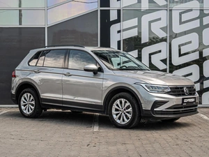 Внедорожник Volkswagen Tiguan 2021 года, 2750000 рублей, Краснодар