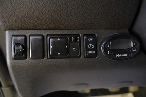 Внедорожник Nissan Pathfinder 2006 года, 1119000 рублей, Омск