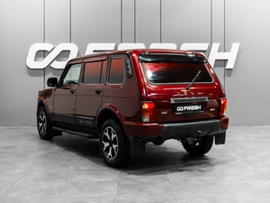 Внедорожник ВАЗ (LADA) 4x4 (Нива) 2018 года, 690000 рублей, Тюмень