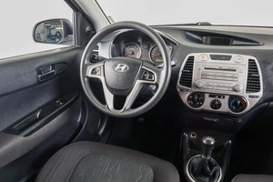 Хетчбэк Hyundai i20 2010 года, 499000 рублей, Пермь