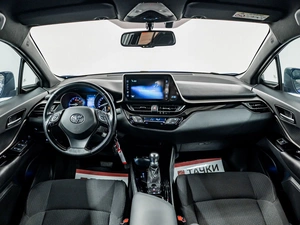 Внедорожник Toyota C-HR 2018 года, 2480000 рублей, Красноярск