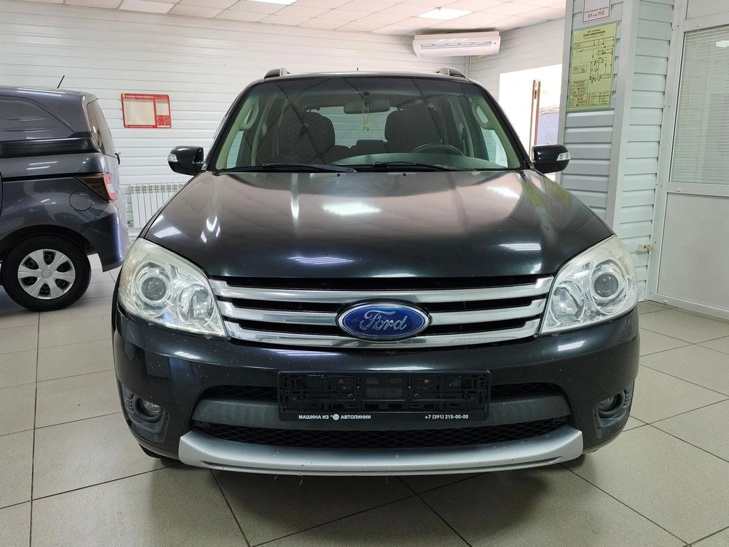 Внедорожник Ford Escape 2008 года, 930000 рублей, Ачинск