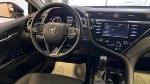 Седан Toyota Camry 2018 года, 2369000 рублей, Красноярск