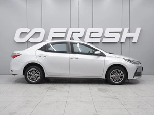 Седан Toyota Corolla 2018 года, 1640000 рублей, Ростов-на-Дону