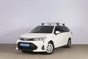 Универсал Toyota Corolla Fielder 2018 года, 1529000 рублей, Новосибирск