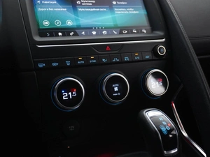 Внедорожник Jaguar E-Pace 2018 года, 2149501 рублей, Москва