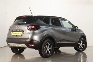 Внедорожник Renault Kaptur 2021 года, 1799000 рублей, Челябинск