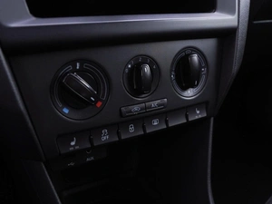 Лифтбек Skoda Rapid 2017 года, 1180000 рублей, Волгоград