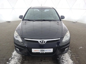 Хэтчбек Hyundai i30 2009 года, 660000 рублей, Орёл