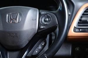 Внедорожник Honda Vezel 2018 года, 2129000 рублей, Новосибирск