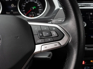 Внедорожник Volkswagen Tiguan 2021 года, 2900000 рублей, Краснодар