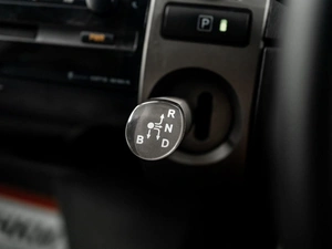 Лифтбек Toyota Prius 2008 года, 720000 рублей, Красноярск