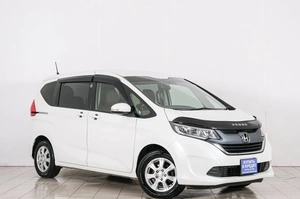 Минивэн Honda Freed 2017 года, 1389000 рублей, Красноярск