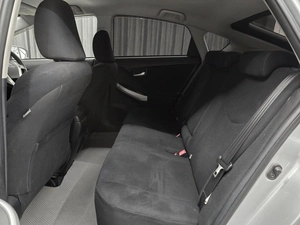 Лифтбек Toyota Prius 2012 года, 1150000 рублей, Красноярск