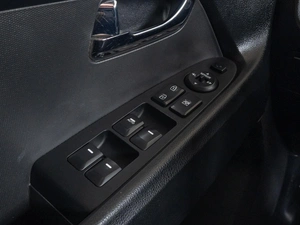 Внедорожник Kia Sportage 2011 года, 1299000 рублей, Краснодар