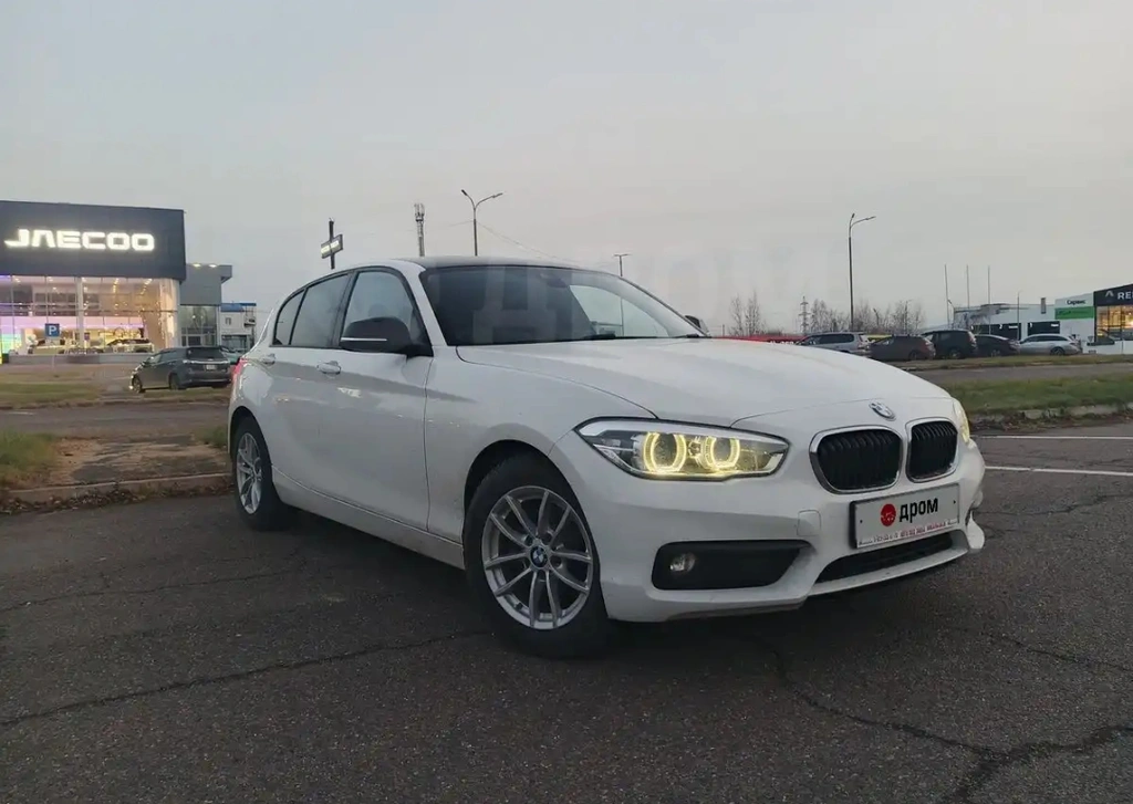 Хетчбэк BMW 1 серия 2015 года, 1450000 рублей, Красноярск