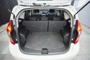 Хетчбэк Nissan Note 2014 года, 820000 рублей, Красноярск