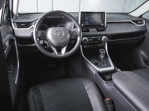 Внедорожник Toyota RAV4 2021 года, 3250000 рублей, Ростов-на-Дону