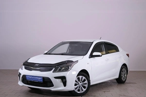 Седан Kia Rio 2018 года, 1079000 рублей, Омск