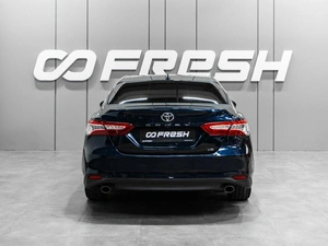 Седан Toyota Camry 2018 года, 2999000 рублей, Тюмень