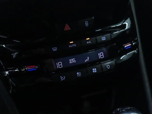 Хетчбэк Peugeot 208 2013 года, 710000 рублей, Красноярск