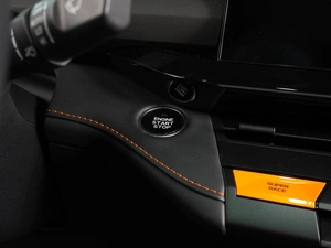 Лифтбек Changan UNI-V 2024 года, 2499000 рублей, Воронеж