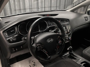 Хетчбэк Kia Ceed 2012 года, 1049000 рублей, Красноярск