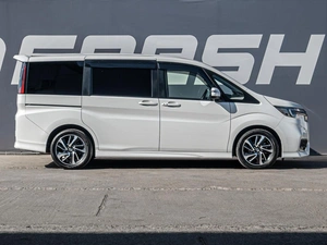 Минивэн Honda Stepwgn Spada 2019 года, 2849000 рублей, Краснодар